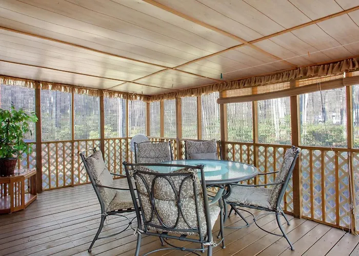 Paradise In The Poconos