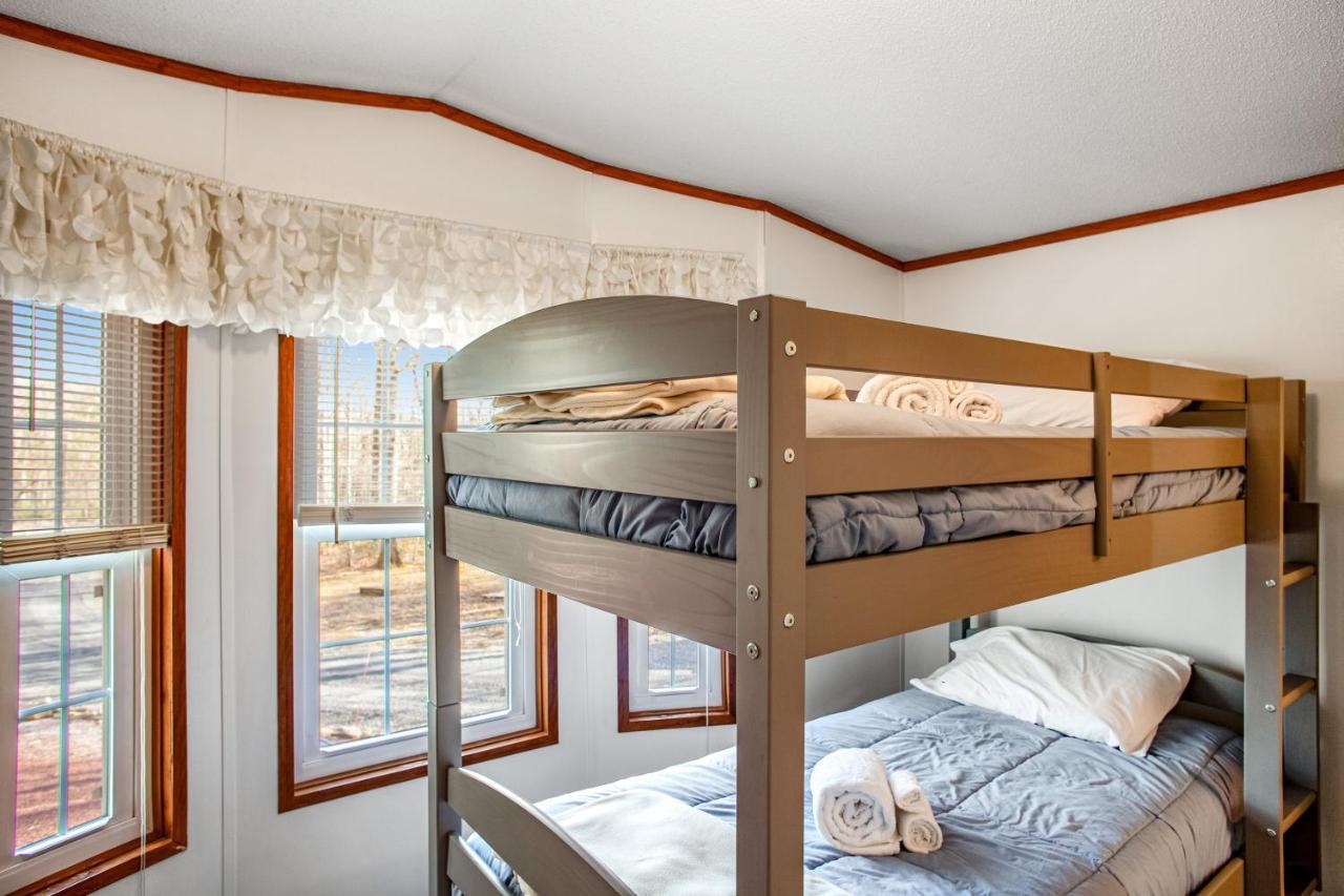 Paradise In The Poconos Holiday home