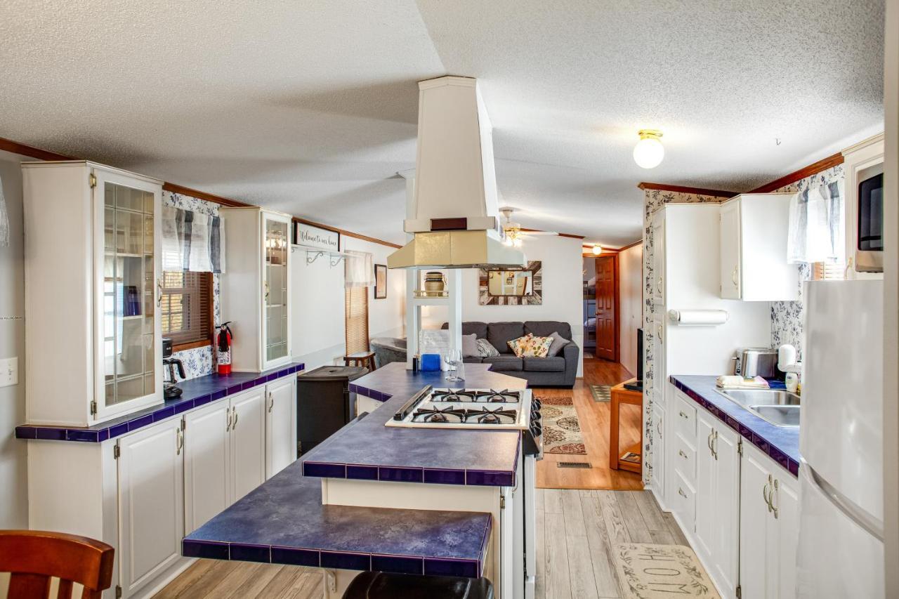 Paradise In The Poconos Holiday home *